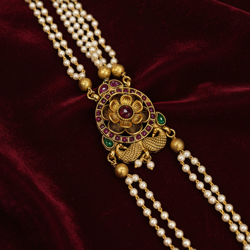 Meghna Necklace and Earrings Set