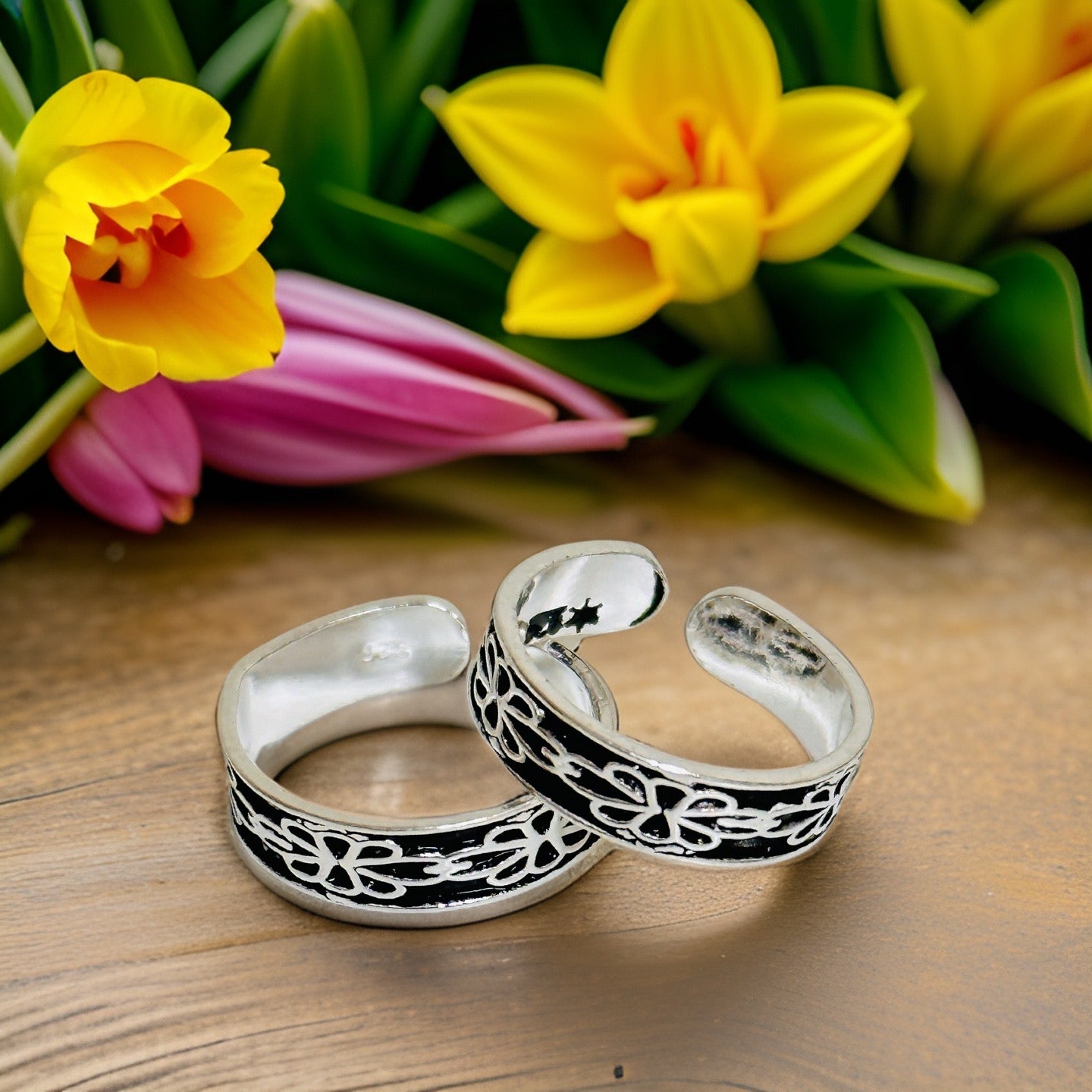 Vamika 925 Antique Silver Toe rings