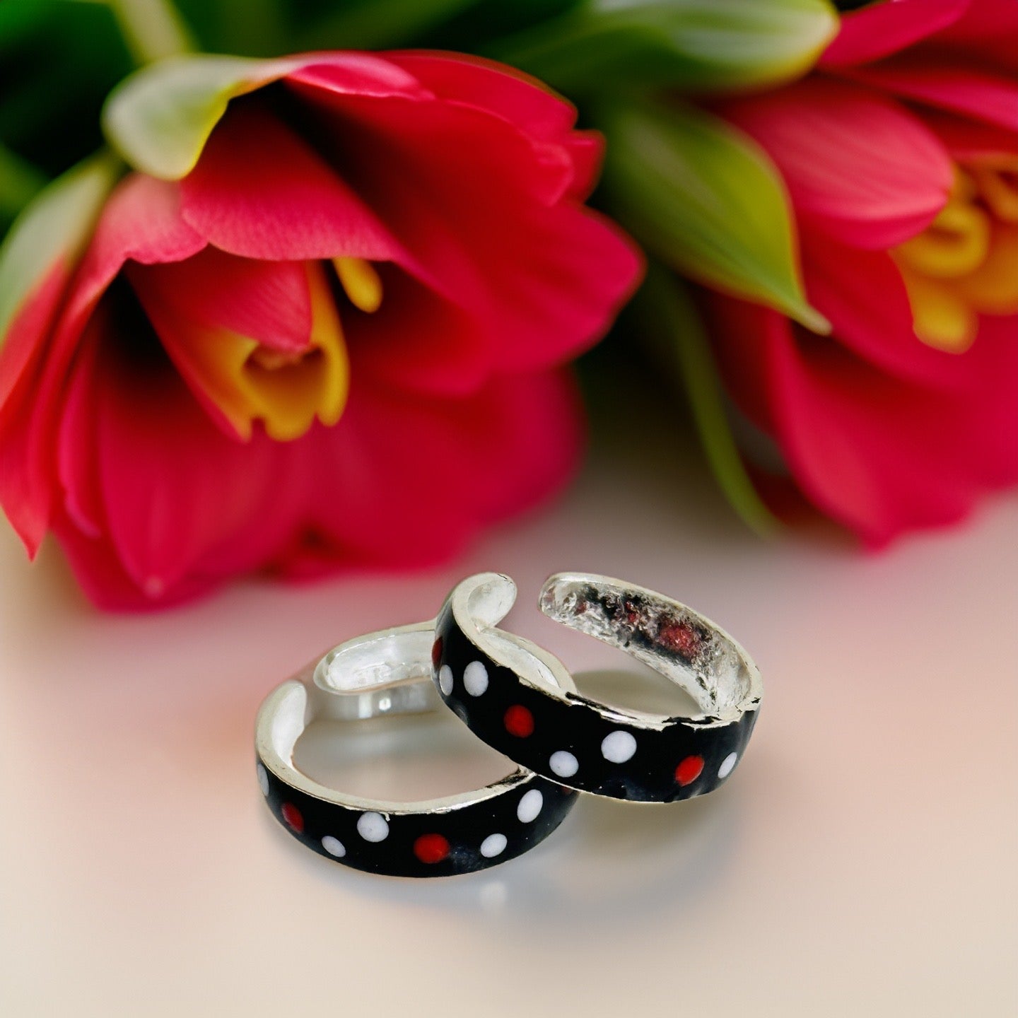 Vidhya 925 Antique Silver Toe rings