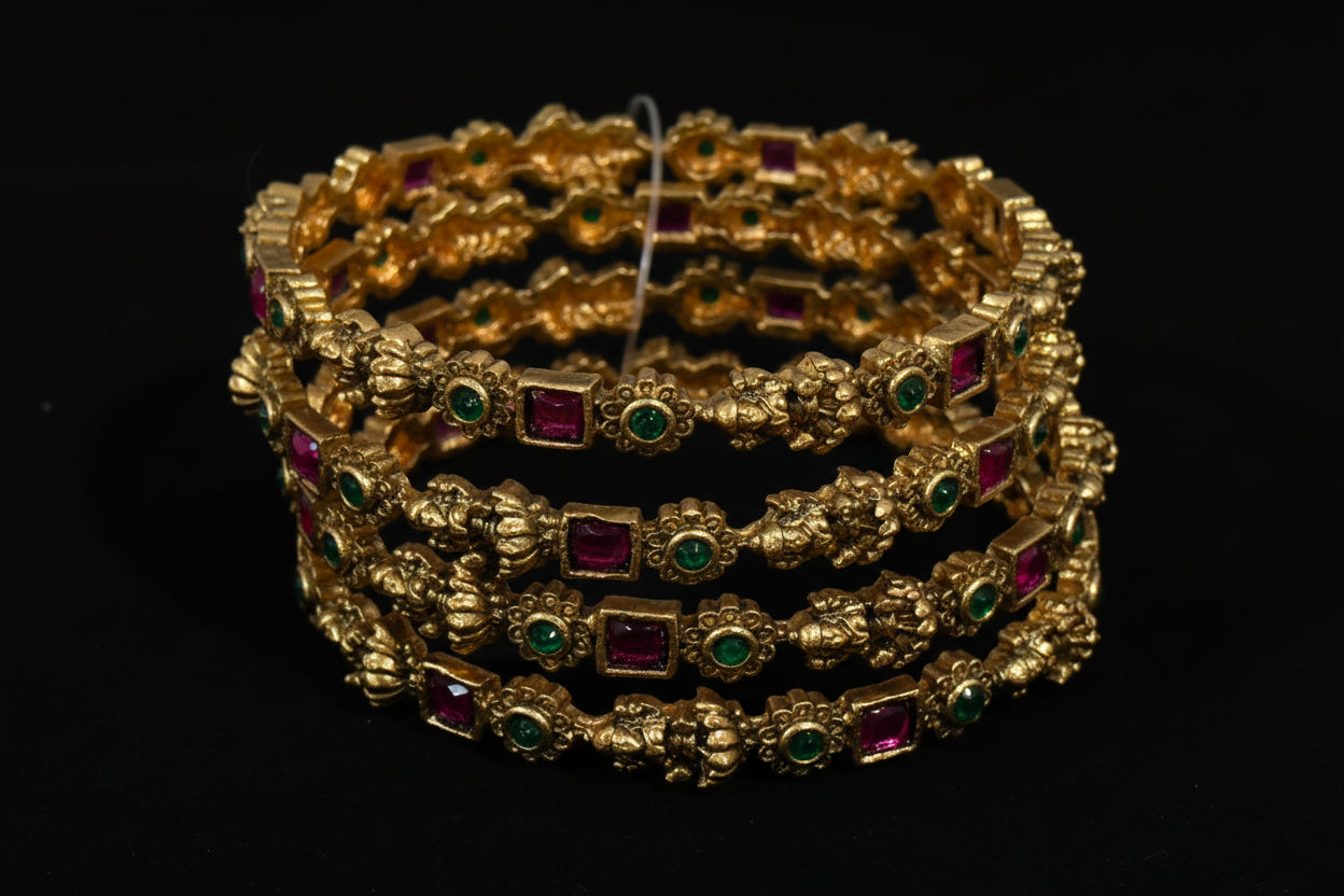 Devika Antique Kada
