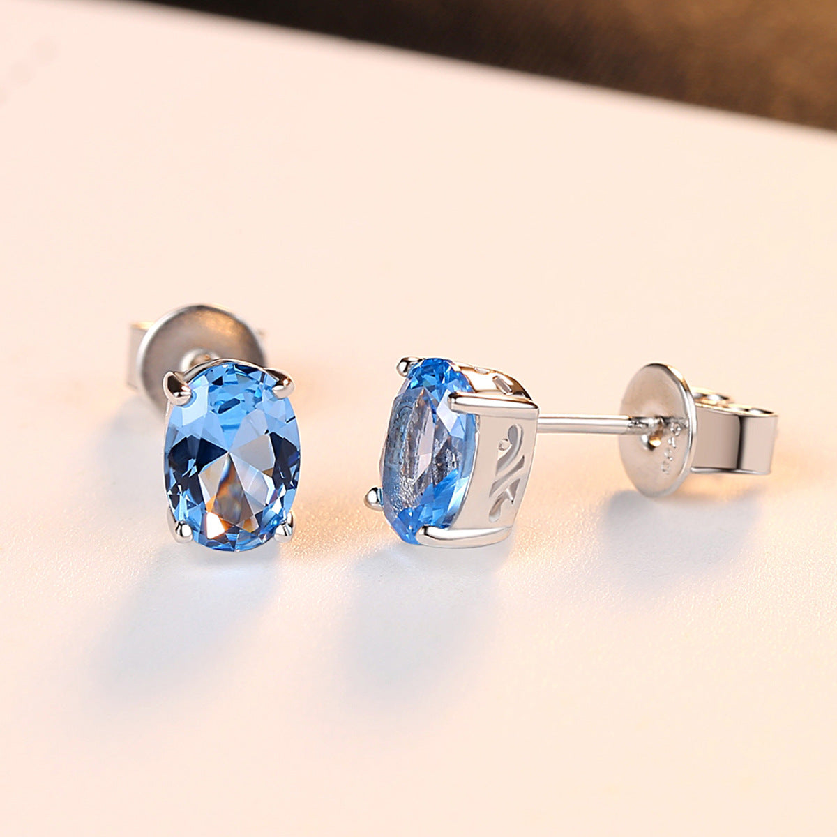 Silver Camila Neckalce and Earrings Set