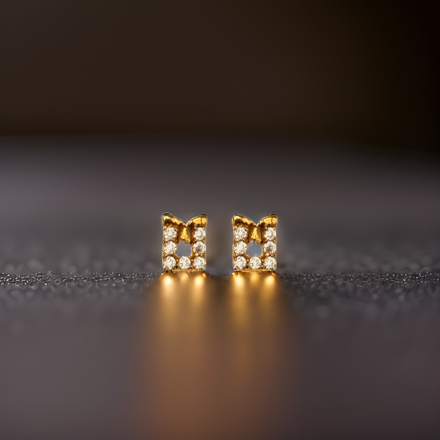 18KT Gold  Square Stud Earrings