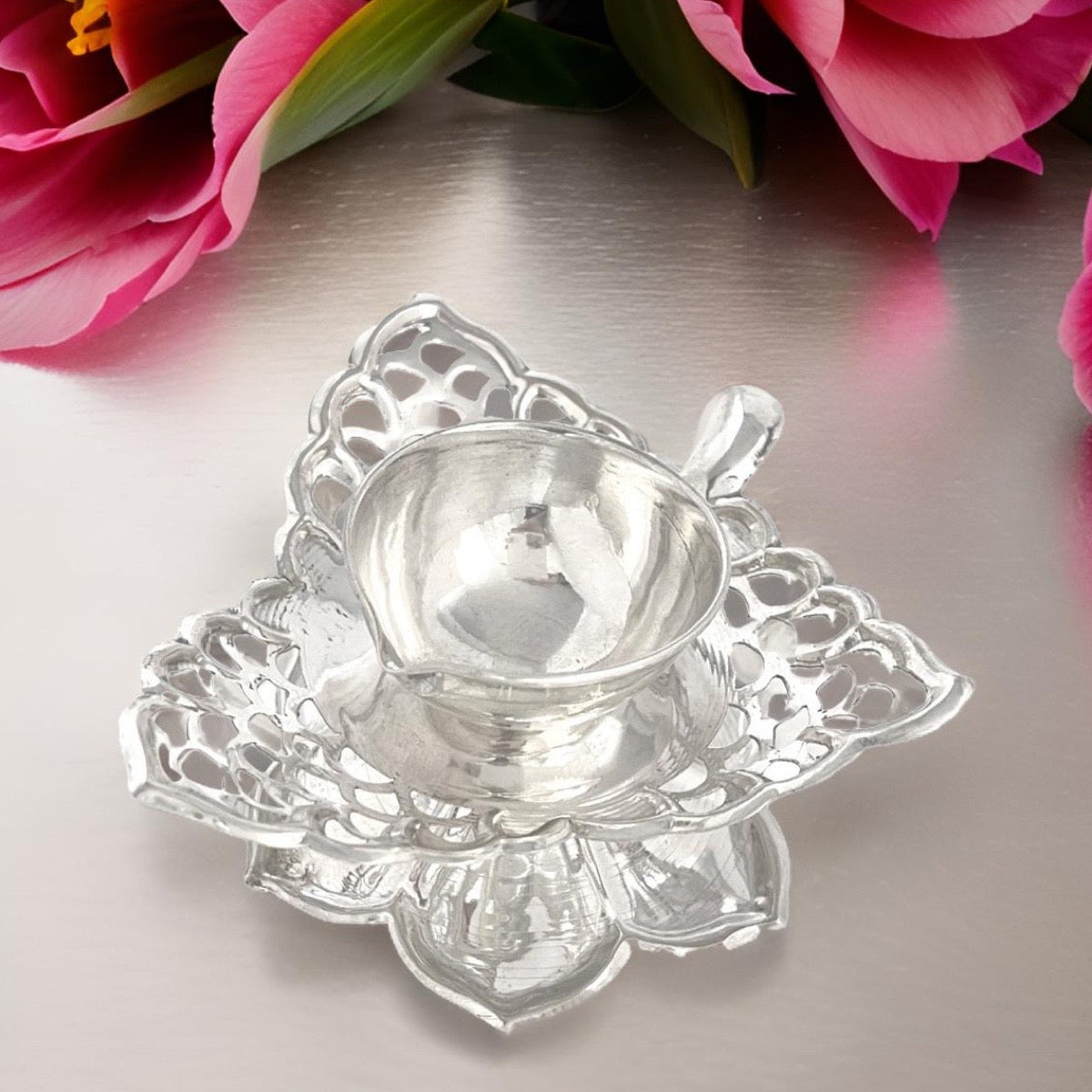 Silver Deepam with Leaf Base