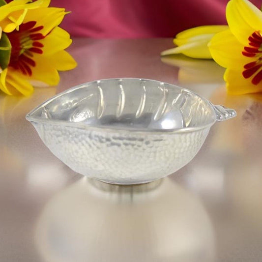 Silver Shell Pattern Bowl-3.9 Inches