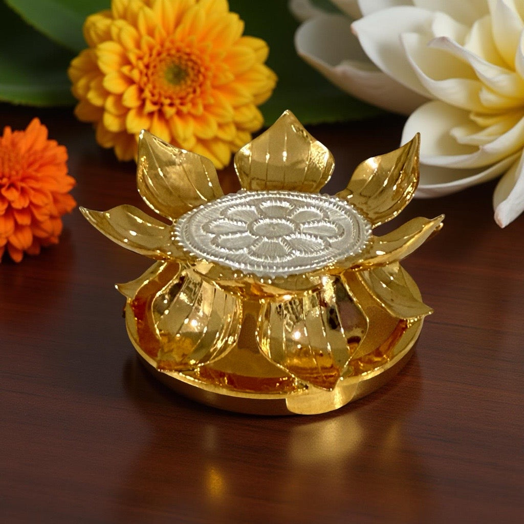 Gold Plated Silver Flower Aasan