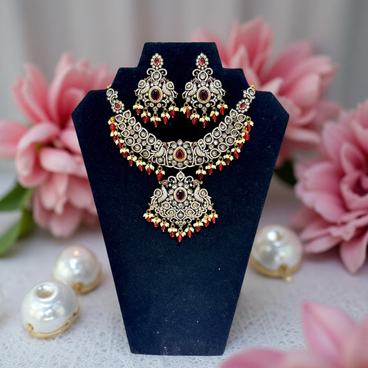 Shravani Victorian Necklace and Earrings Set