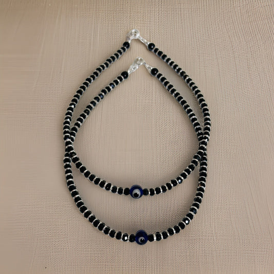 Poovi Silver Black Bead Nazria Bracelet-Anklet 10 Inches