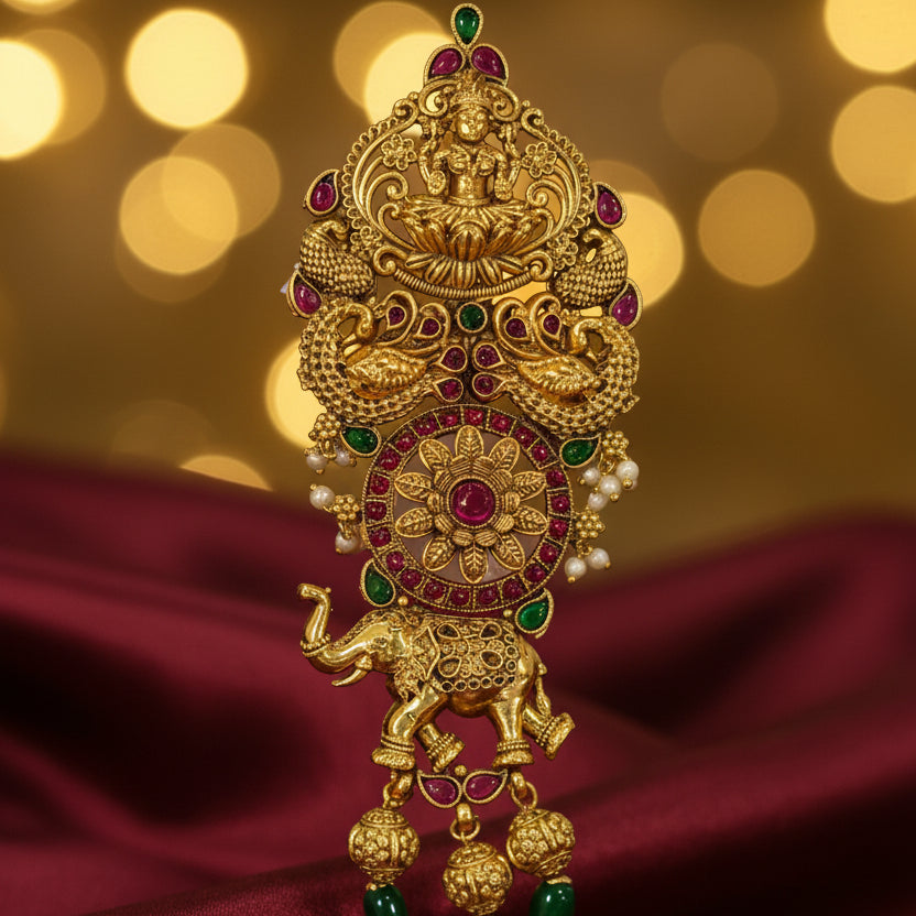 Meghna Necklace and Earrings Set