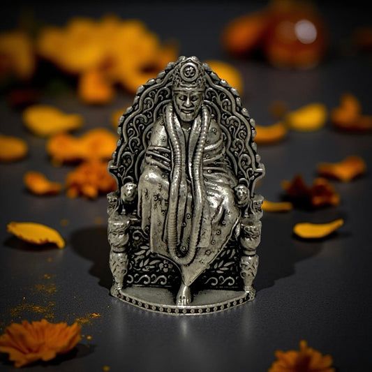 925 Silver Antique Raja Saibaba  3D Idol- 1.5 inches