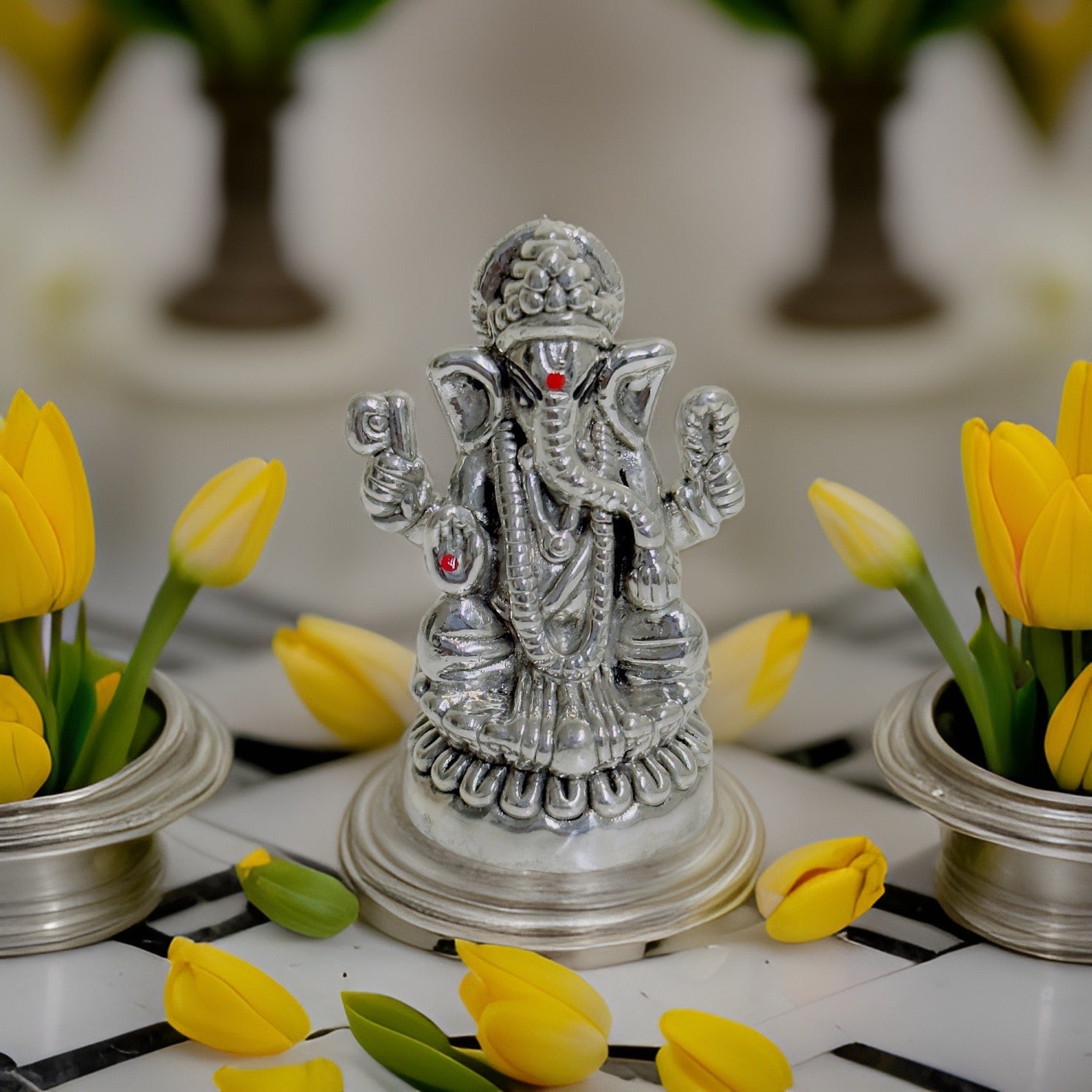 999 Silver Vamana Ganpathy Idol