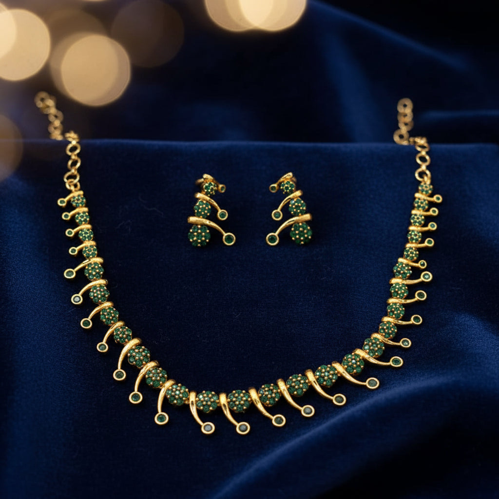 Shriya Necklace and Earrings Set