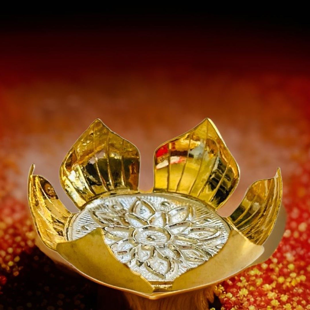 Gold Plated Silver Flower Aasan