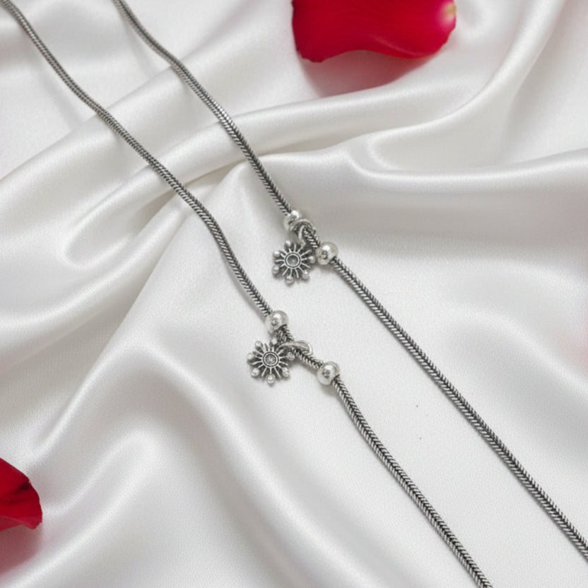 Varuni-925 Antique Silver Anklet 10 Inches