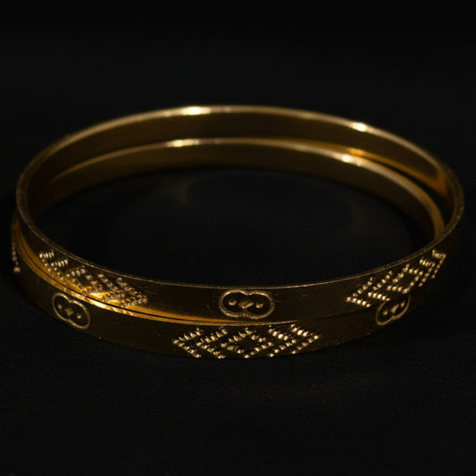Meera Five Metal Bangle