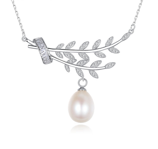 Silver Lia Necklace