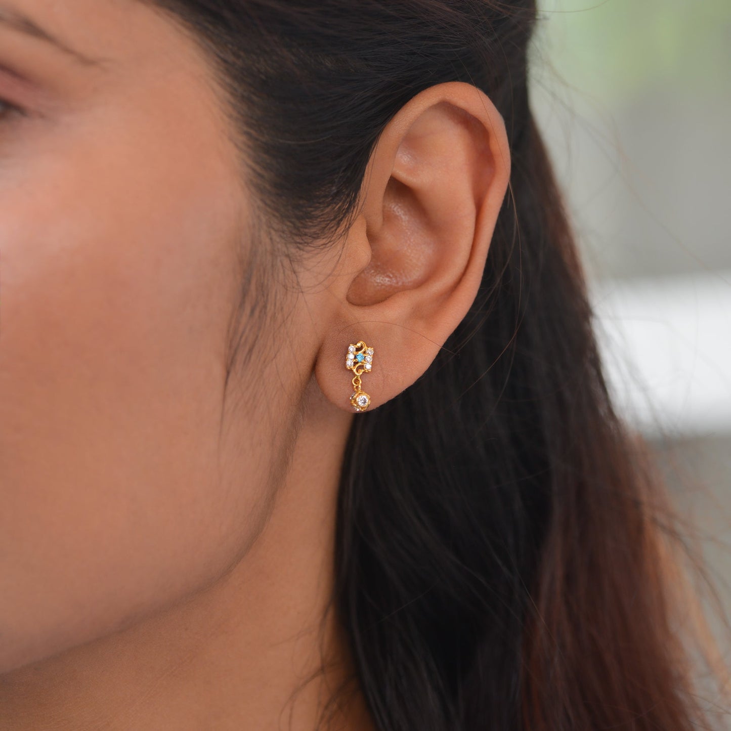 Aarnav 18KT Gold Drop Earrings