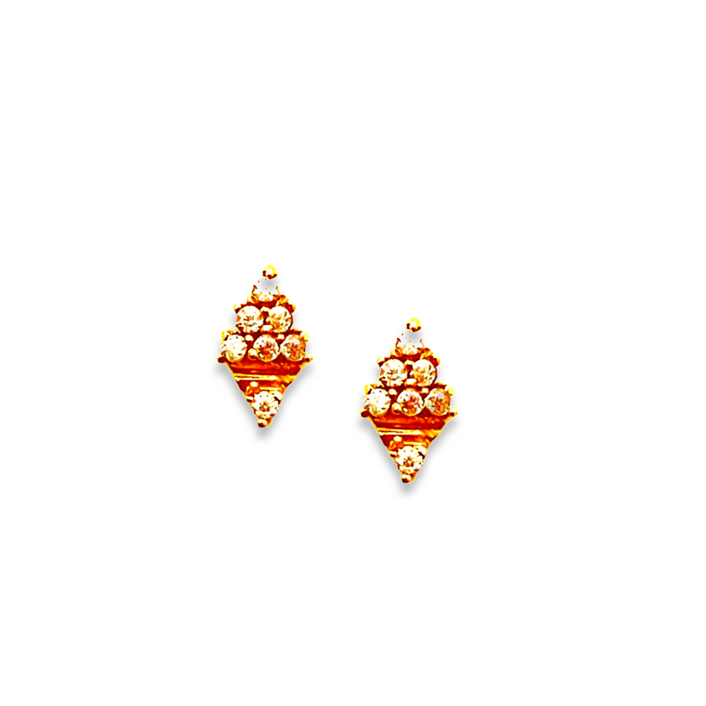 18KT Gold Stone Diamond Pattern Stud Earrings.